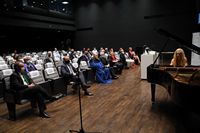 СВЕЧАНО ПРОМОВИСАН НОВИ ПОЧАСНИ ДОКТОР ПРОФ. ДР МИКЛОШ КАШЛЕР